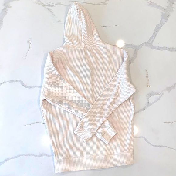 See It Clearly White Fox Jacket - Picture 5 of 6